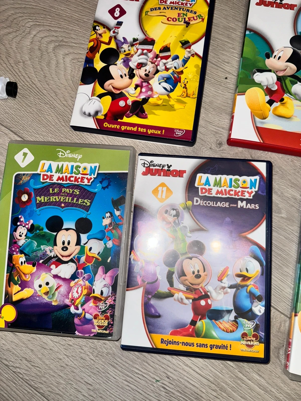 Disney Junior DVD Set – Mickey's House (8 DVDs) – photo 2